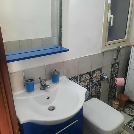 Emily's House Apartment