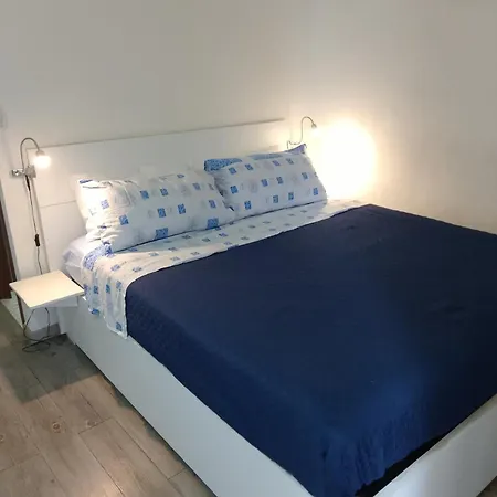 Διαμέρισμα Emily's House *