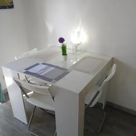Emily's House Διαμέρισμα
